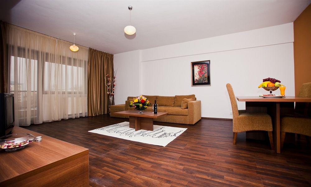 Phoenicia Apartments Splai Букурещ Екстериор снимка